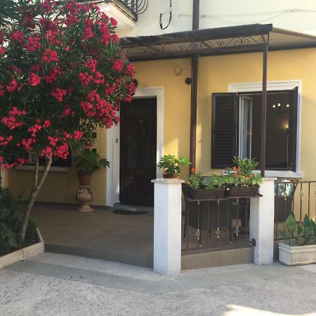 Rooms Tusculum Opatija Bagian luar foto