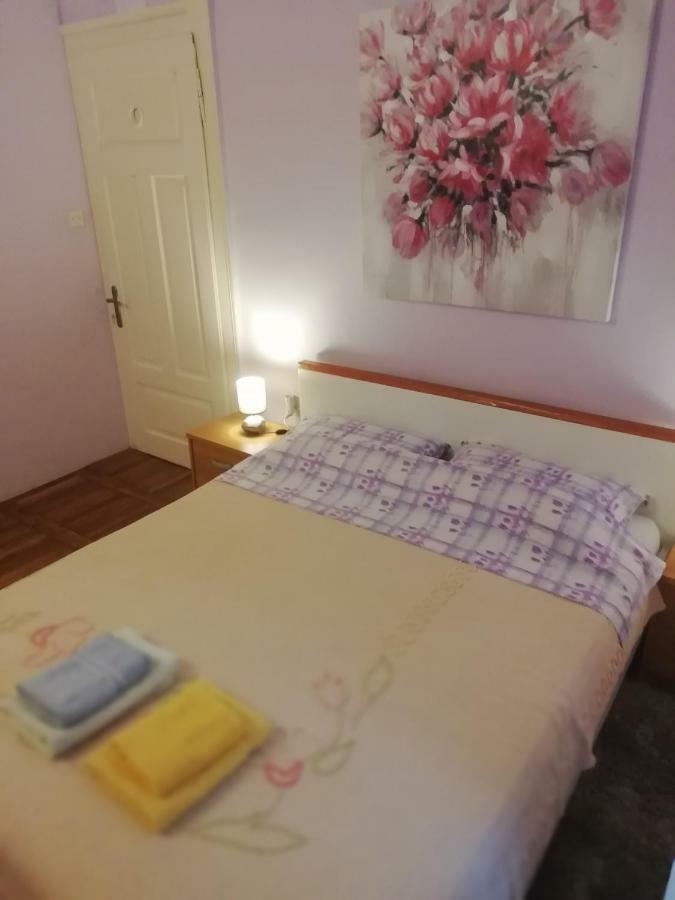 Rooms Tusculum Opatija Bagian luar foto