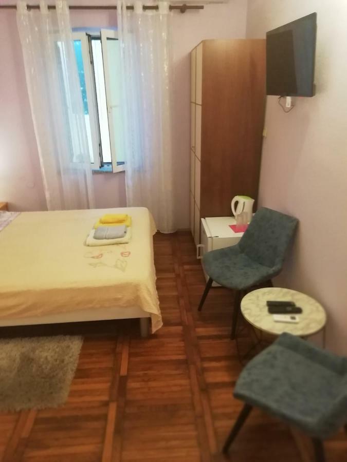 Rooms Tusculum Opatija Bagian luar foto